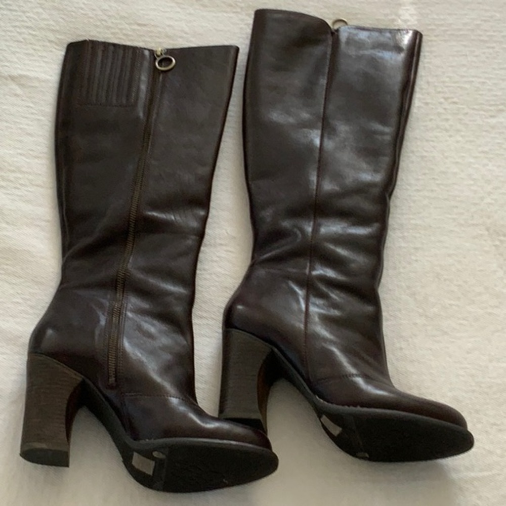 BCBGeneration Women’s BG-Doris Knee High Boot